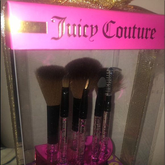 Juicy Couture Cosmetic Brush Set (7) Piece NWT - Picture 3 of 8